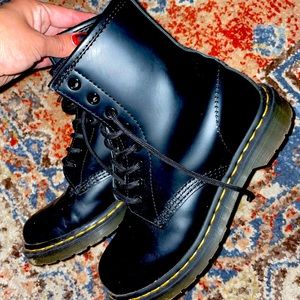 Like new Doc Martens 1460